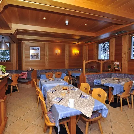 Ski Residence San Martino Di Castrozza